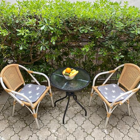 Апартаменты Apartman - Dobrota Sun Котор Экстерьер фото